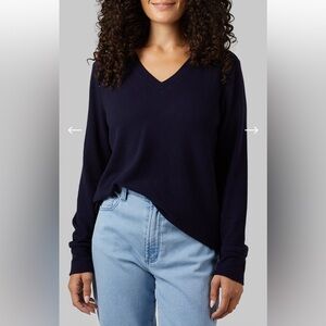 32 Degrees Women's Deep Blue V-Neck Sweater (BD)
